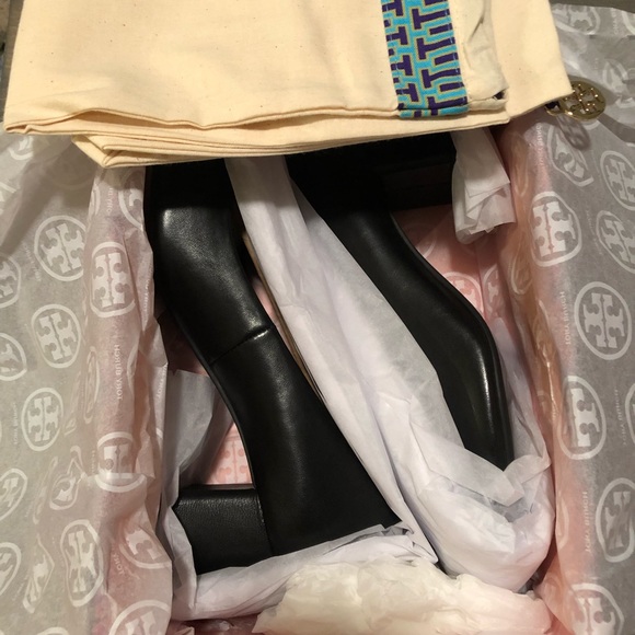 🎉HP🎉 NWT Tory Burch Chelsea 50MM Black Pump - Picture 8 of 8